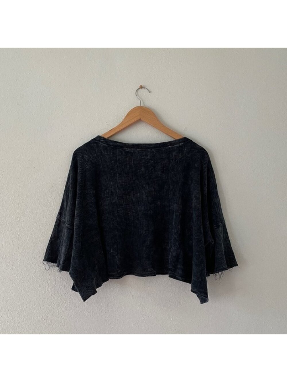 Rubbed Cotton Thermal Top Oversized Crop Tee - Picture 2 of 2